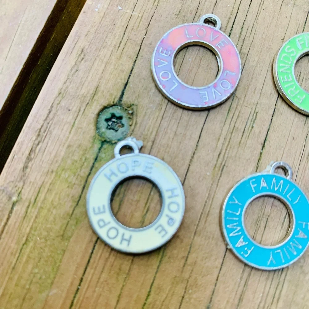 Necklace pendants (4) metal pendants hope love friendship family multicolored
